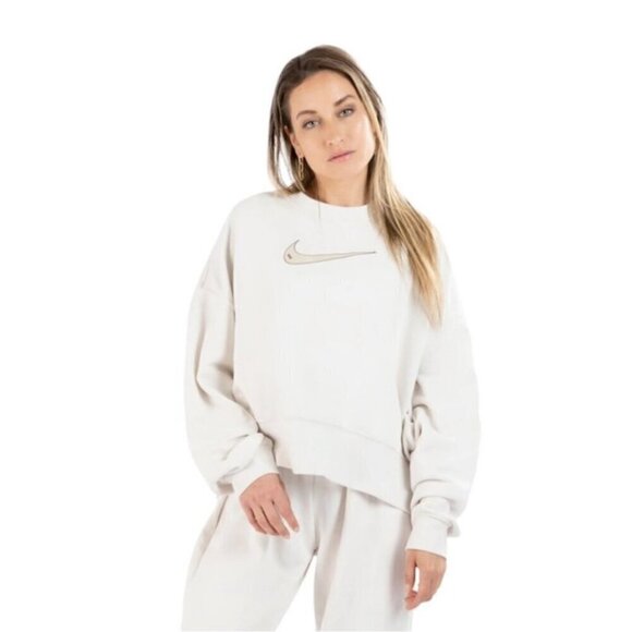 NIKE Swoosh Fleece Crewneck Sweater - Picture 1 of 6